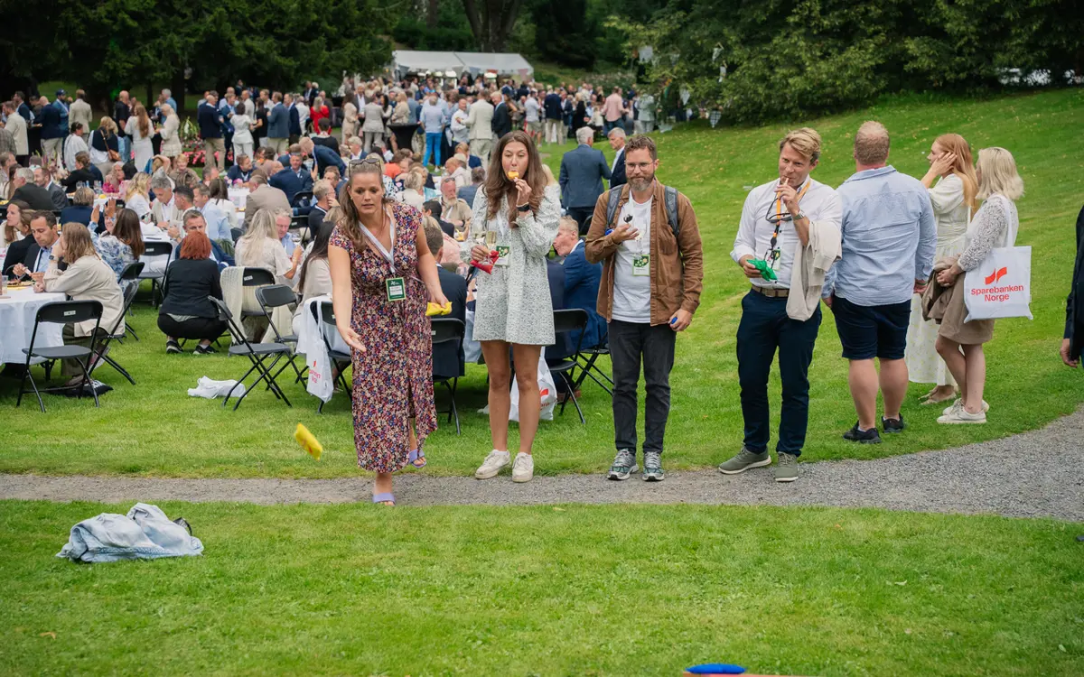 Ser du noen kjente? Foto: South Coast Creative.