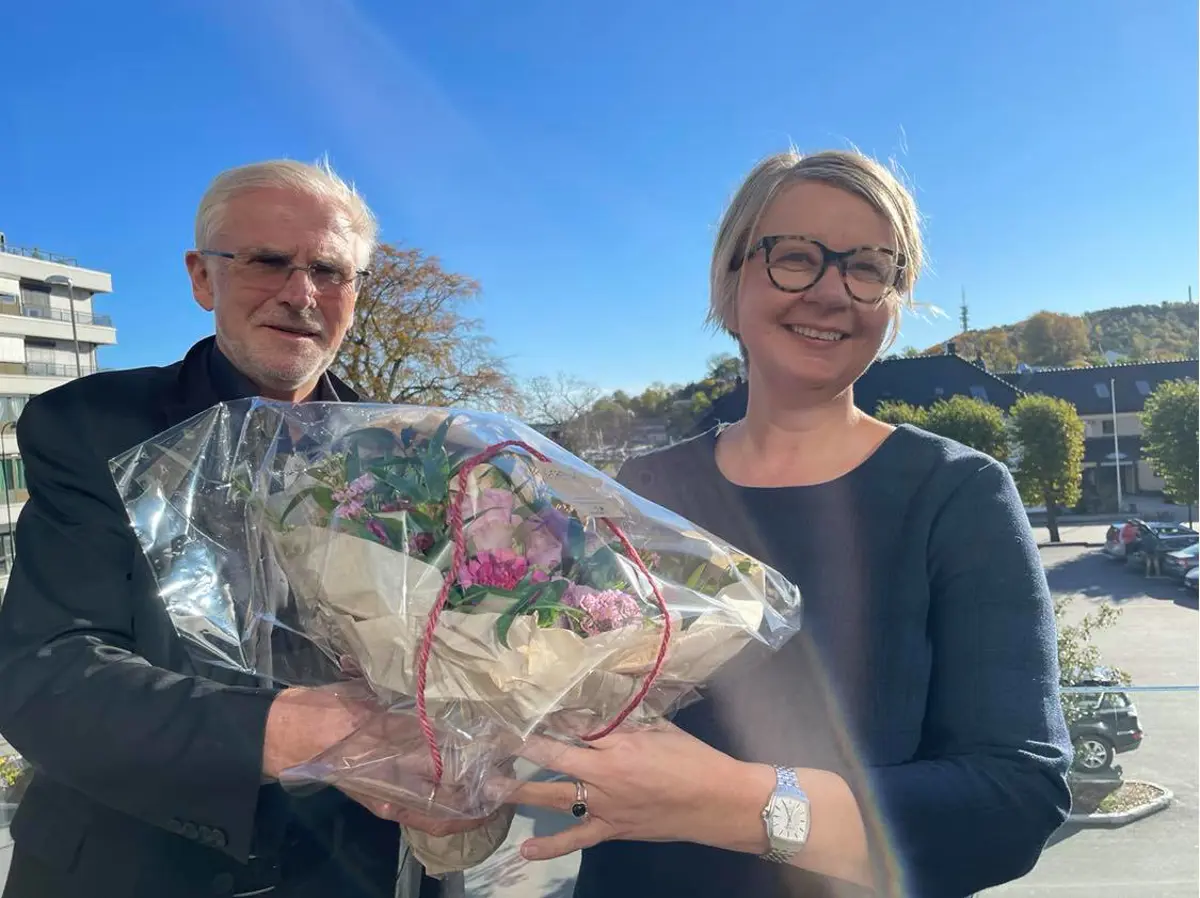 Harald Danielsen (kommunedirektør Arendal) og Nina Mevold (administrerende direktør Sørlandet sykehus).