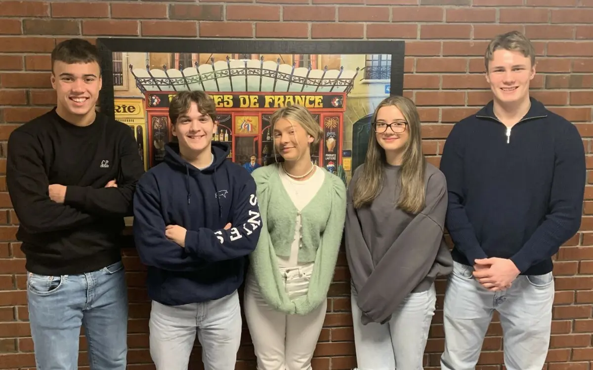 SafeLearner UB fra Kristiansand Katedralskole Gimle er en av seks bedrifter fra Agder som skal konkurrere mot de beste ungdomsbedriftene fra hele landet om å representere Norge i EM i Ungt Entreprenørskap.
Foto: Privat