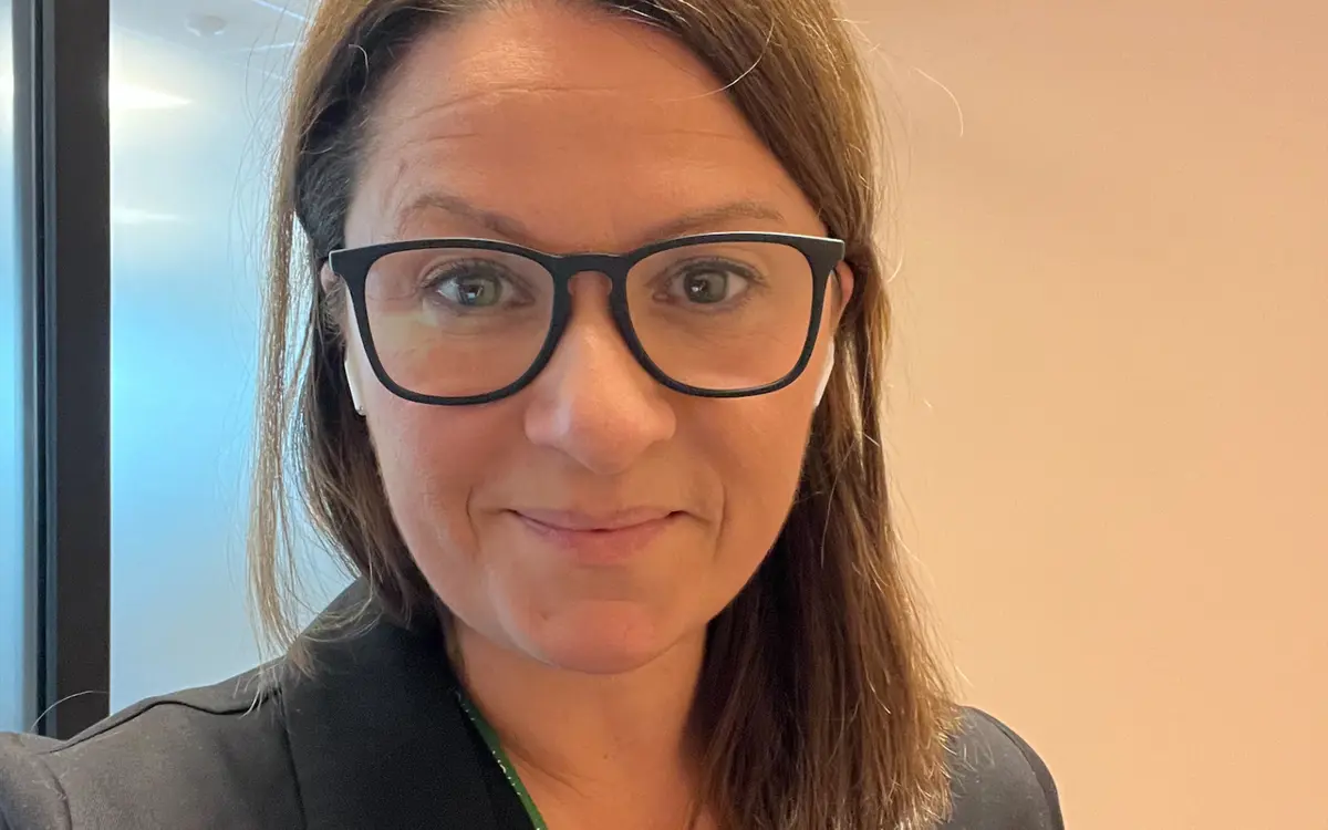 - Som Norges største IT-selskap, er vi svært fornøyd med at mange kunder både i Kristiansand og resten av Norge opplever stor verdi med å samle flere tjenester hos en leverandør, sier Miriam Csango-Yaacov, konsulentleder for Atea i Region Sør. (Foto: Privat)