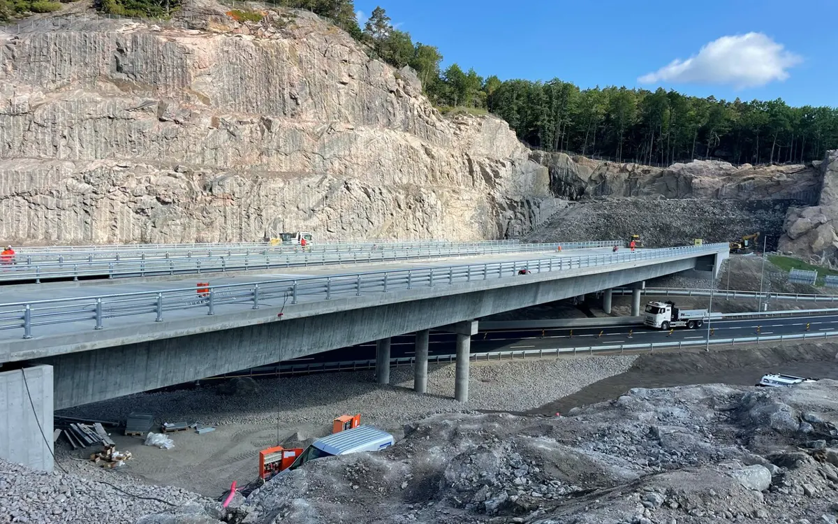 Bildet viser rampen til Ytre Ringvei ved Grauthelleren. (Foto: Nils Bernt Rinde/Nye veier)