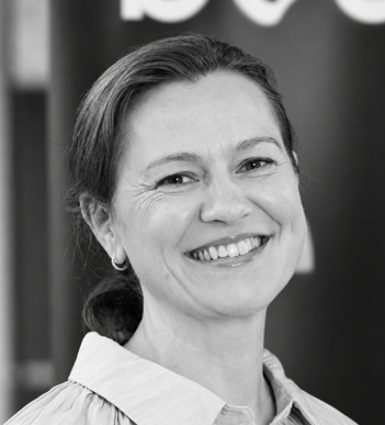 Helene-tonnesen-bw.png