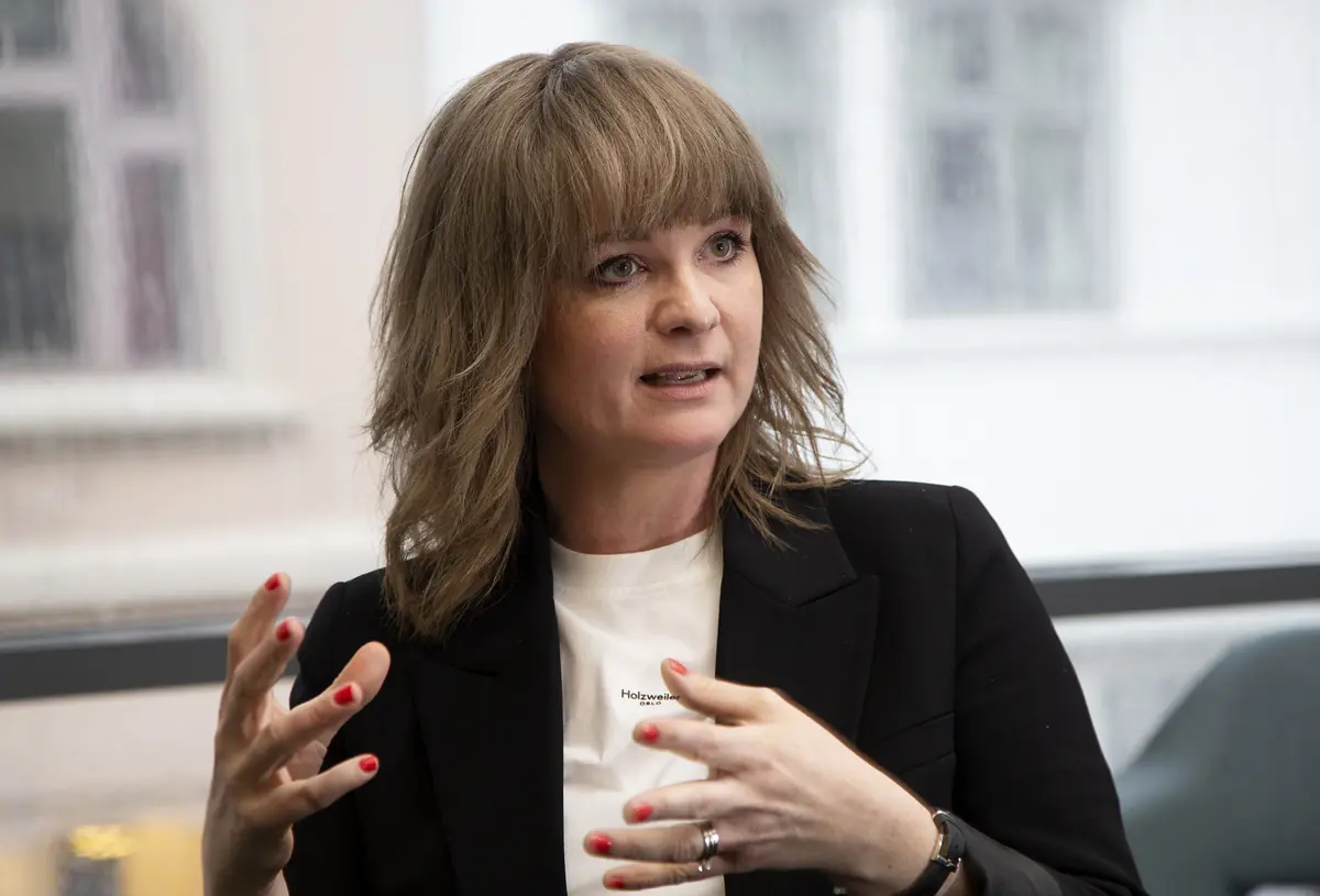 Camilla N. Bang har lært seg at ledelse ikke har noe fasitsvar, fordi det er svært individuelt hvordan ulike mennesker oppfatter det hun sier og gjør.