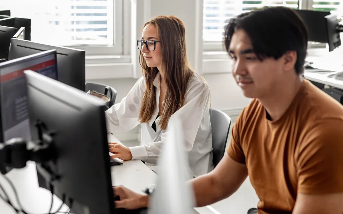 Til tross for at 19.000 færre har søkt høyere utdanning i Norge i år, har Noroff  en søkervekst på seks prosent. Det er syvende året på rad med søknadsrekord. Foto: Jeanette L. Bækkevold