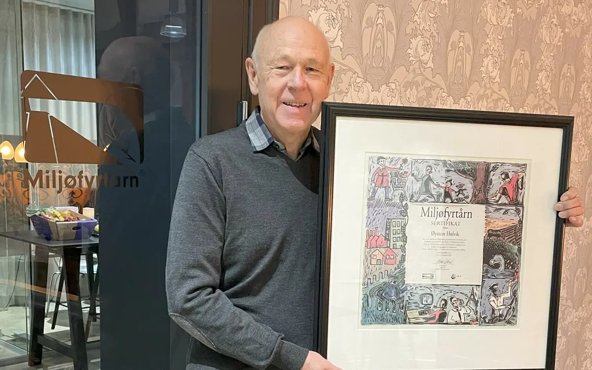 Øystein Holvik var med på å starte Stiftelsen Miljøfyrtårn, som i år feirer 20 år. (Foto: Miljøfyrtårn)