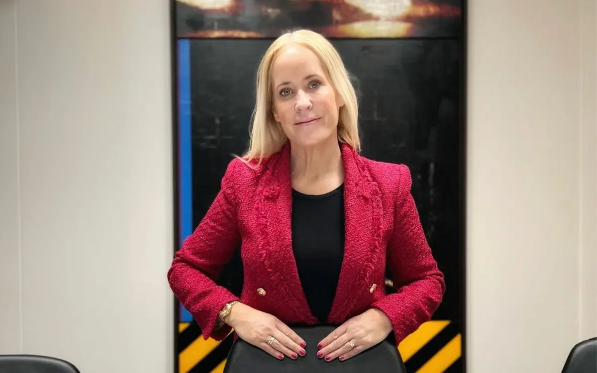 - Noen som trenger min kompetanse i styrerommet?, spør Sunniva Finne på egen Linkedin-profil. (Foto: Phonero).