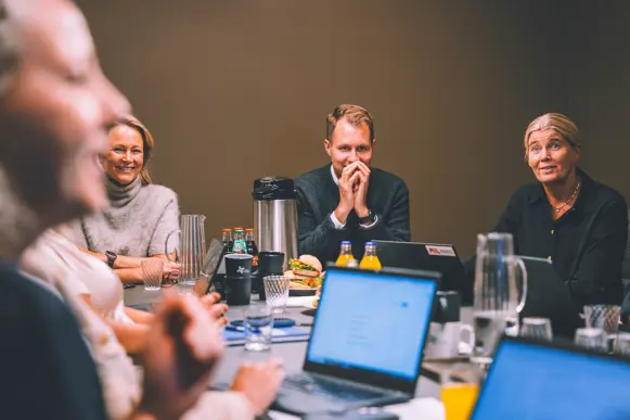 Tett dialog med ny stortingsbenk kort tid etter valget 