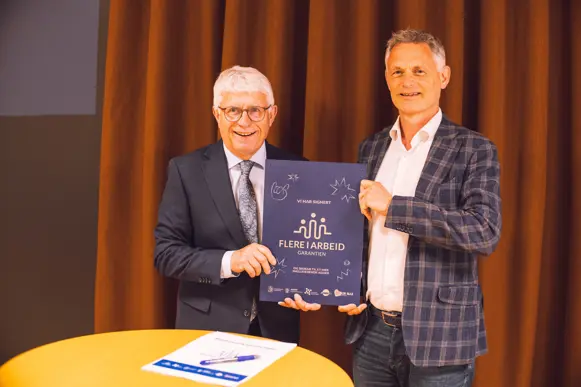 Agder fylkeskommune har signert Flere i arbeid-garantien 