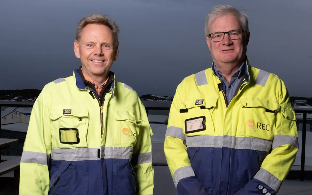 Innleid HR Manager Trond Sørensen og fabrikksjef Rune Almaas har en vesentlig rolle i nedbemanningen, og vil gjerne hjelpe ansatte videre til nye jobber. (Foto: Espen Hjetland)