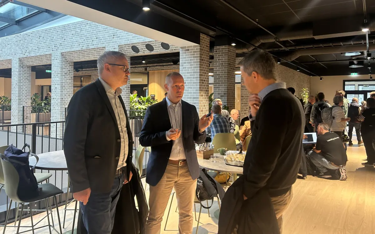 Sjeføkonom Tore Grobæk Vamraak innledet tirsdagens møte om økonomiske utsikter hos Næringsforeningen.