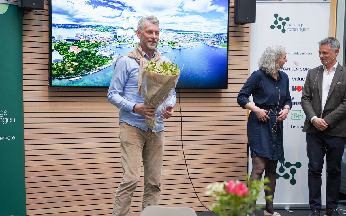 Tom Christian Bredesen (bildet), Bernt Inge Øhrn og Katja Lehland takker for seg som styremedlemmer i Næringsforeningen. Tre nye ble valgt inn. (Foto: Lotte B. van der Male Holtskog)