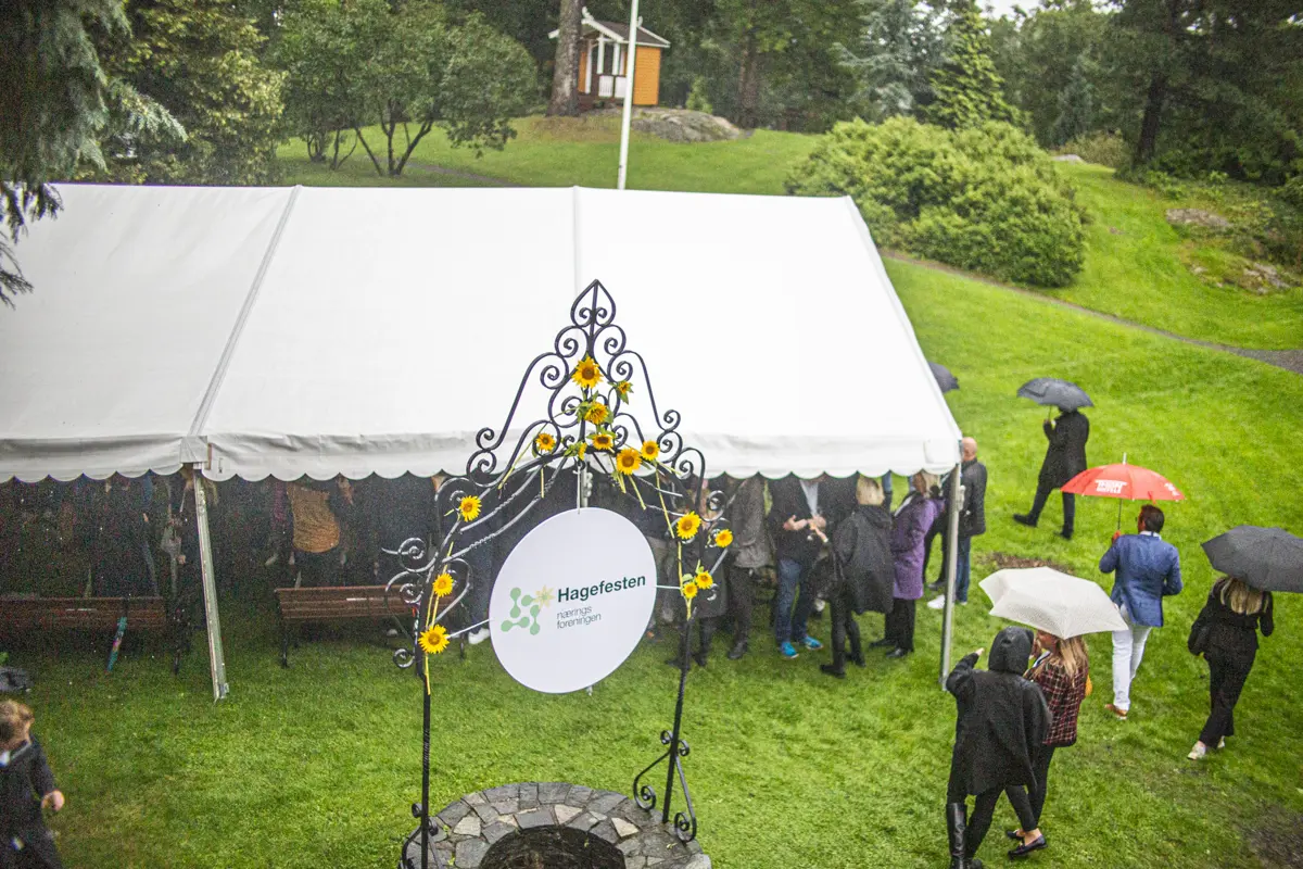 Se bilder fra Hagefesten 2021-2025