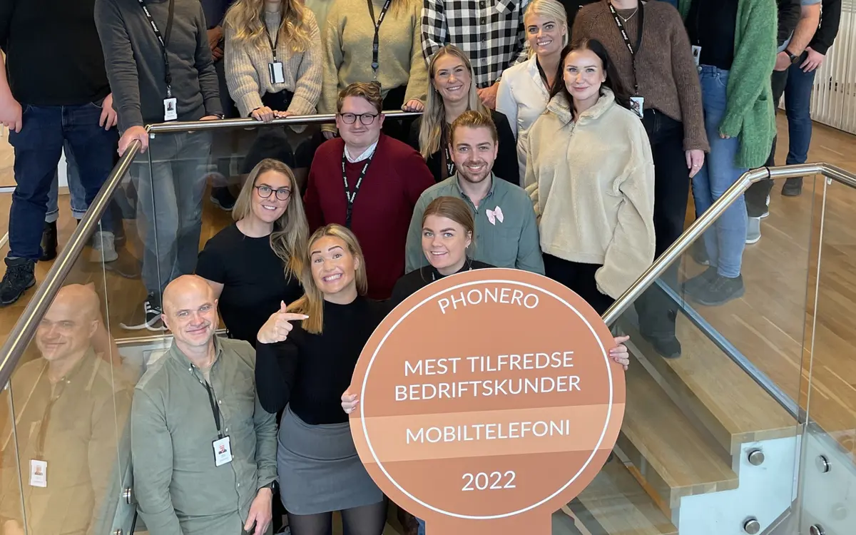  Et utvalg stolte Phonero ansatte. Foto: Phonero