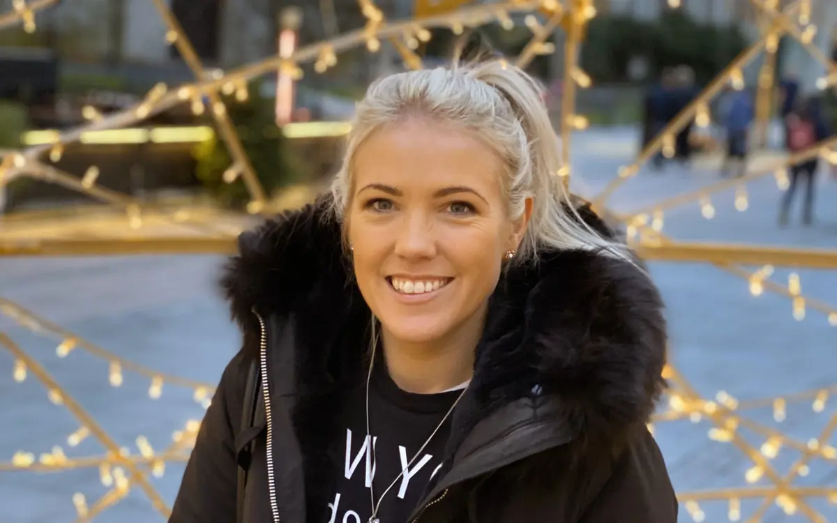 Trine Follnes Haugland (41) har takket ja til å tre inn i rollen som markedsansvarlig i Næringsforeningen i Kristiansandsregionen. (Foto: Privat)