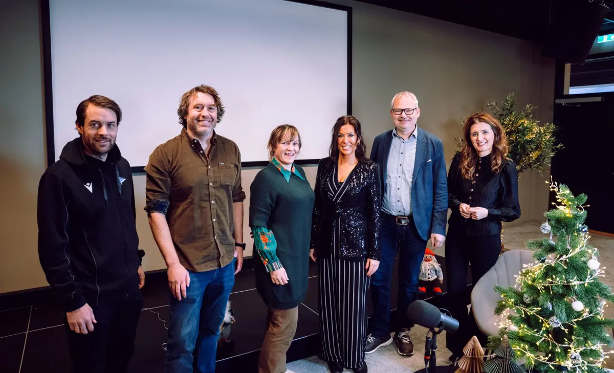 Årets julepod-gjester, minus én som stakk før bildet ble tatt. Foto: Håkon Repstad/Næringsforeningen i Kristiansandsregionen 
