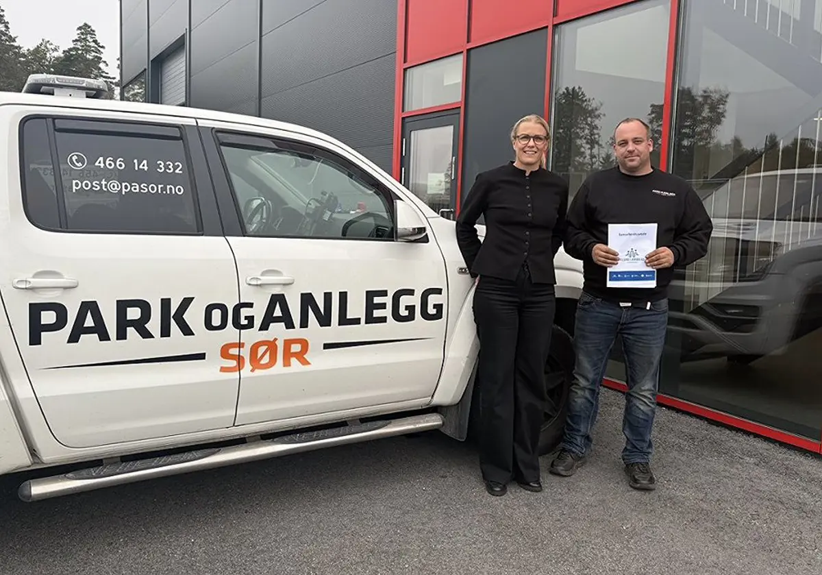 Bedriftskoordinator Eli Mørkesdal og daglig leder Henrik Johannessen. (Foto: Næringsforeningen)