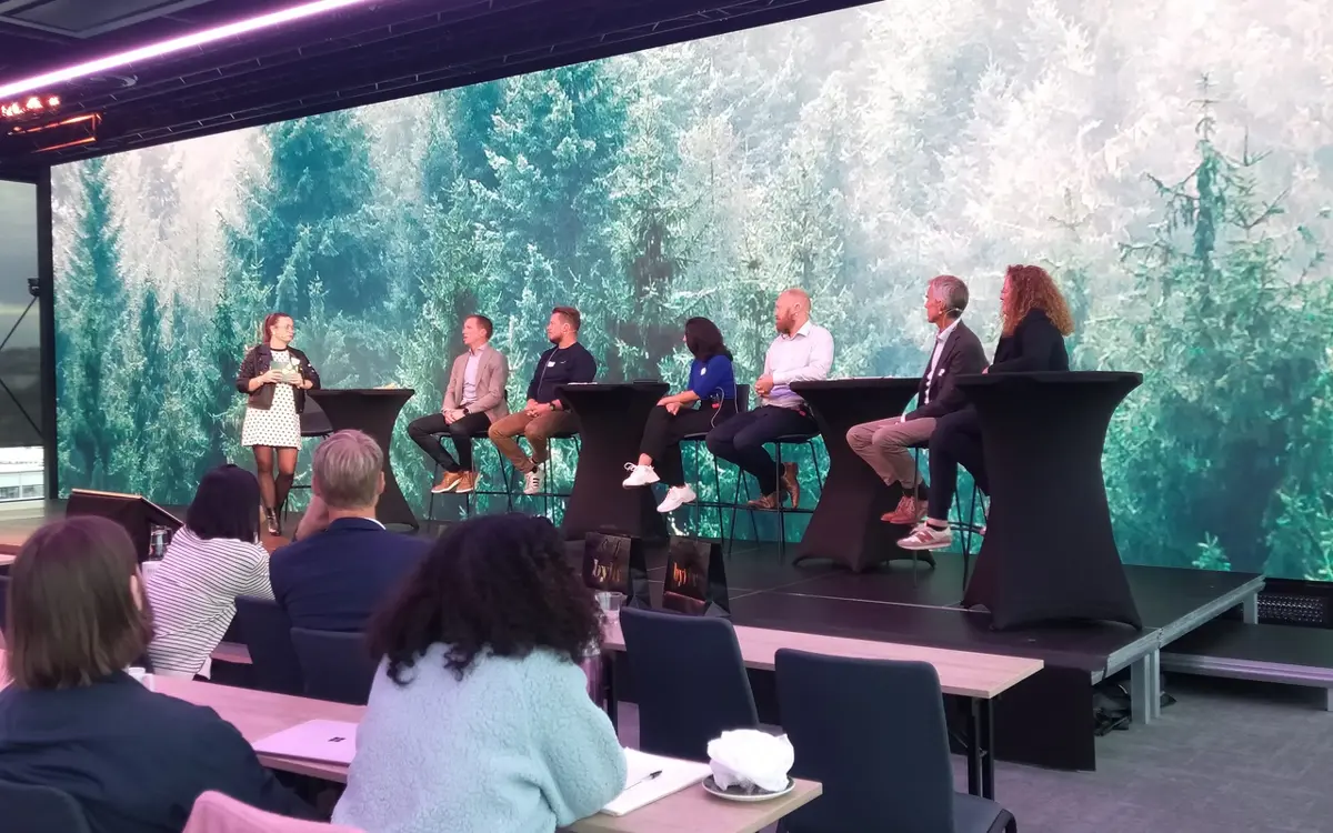 Isabell-Louise Aabel fra GCE Node ledet "Bypraten" under årets byutviklingskonferanse på STUP Hotel Norge. Foto: Tina McDougall