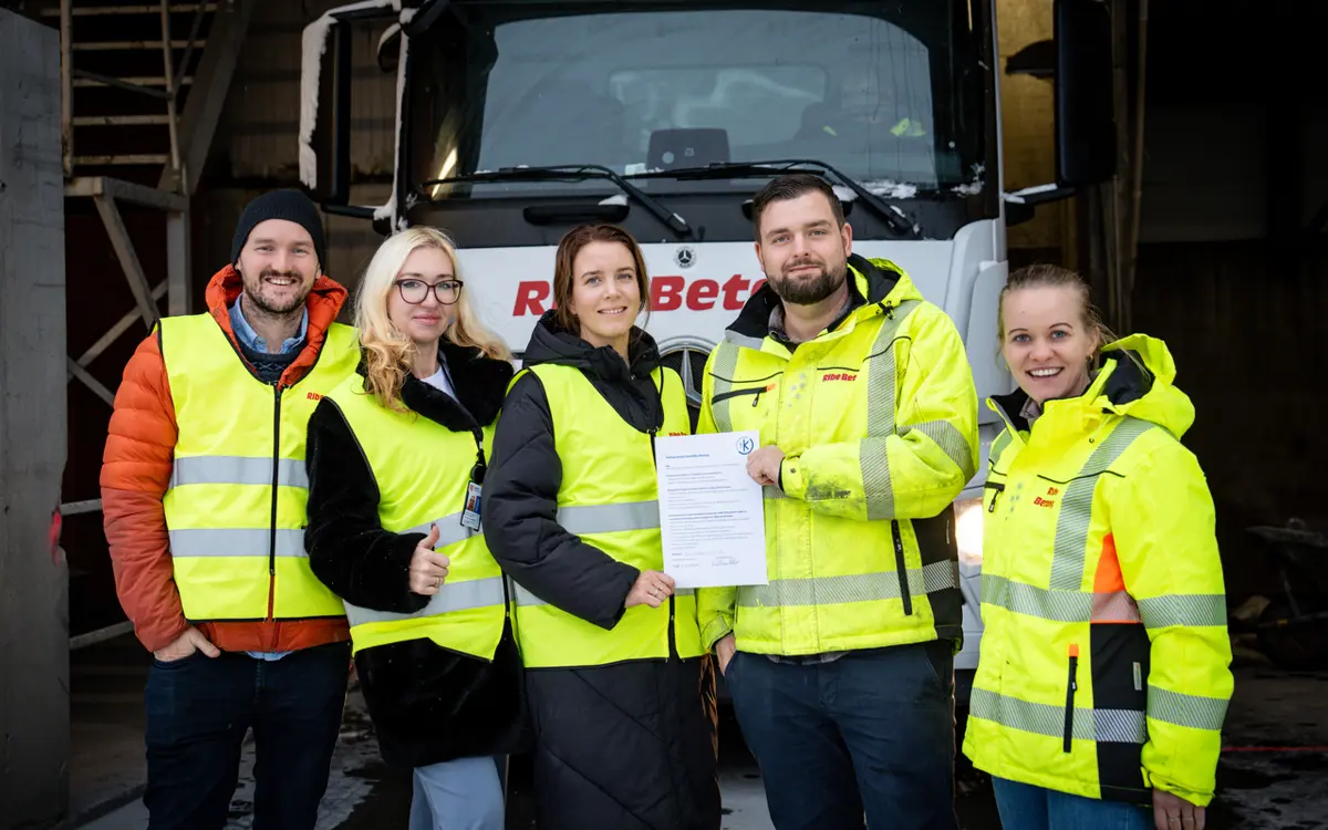 Fra venstre: Trygve Wigtil Skarpeteig (Klimapartnere), Kateryna (Klimapartnere), Anette Katrine Stave Severinsen (Klimapartnere), Karl Magnus Skretting (Ribe Betong), Margrethe Øidna (Ribe Betong).