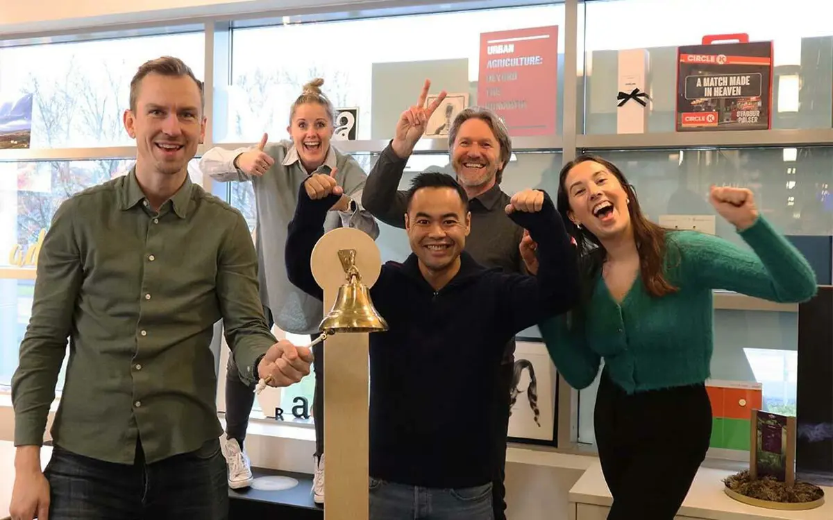 Da gladmeldingen kom kunne det ringes i bjella og jubelen slippes løs på 07-huset.