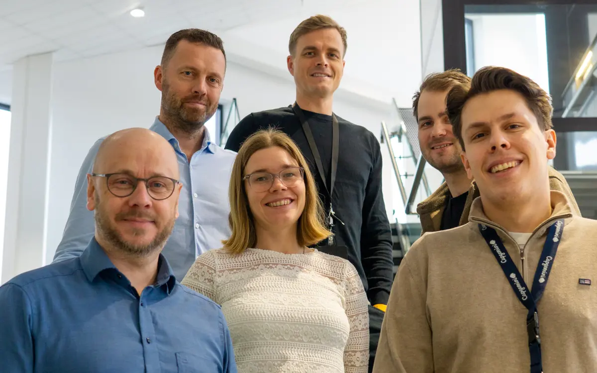 Regionsdirektør for Capgemini på Sørlandet, Frank Wehus (til venstre), sammen med Harry Ljosdal, Tina Hutcheson, Svein Juvastøl Løken, Daniel Jacobsen og Andreas Hennestad.