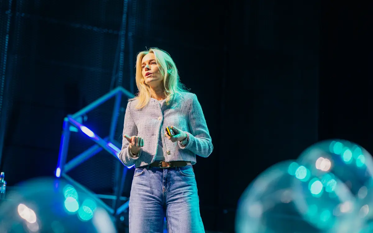 Fra Slush'D i Mandal 2024. Her ved Silje Gjeraker, CEO Otovo Norge.