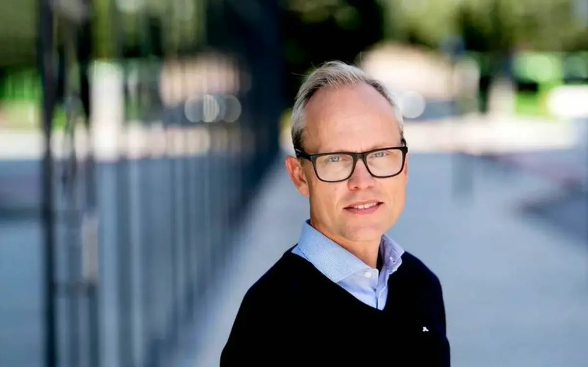 Sjeføkonom Kyrre M. Knudsen presenterer ferske tall fra Konjunkturbarometeret for Sør-Norge. Foto: Sparebank 1 SR-Bank