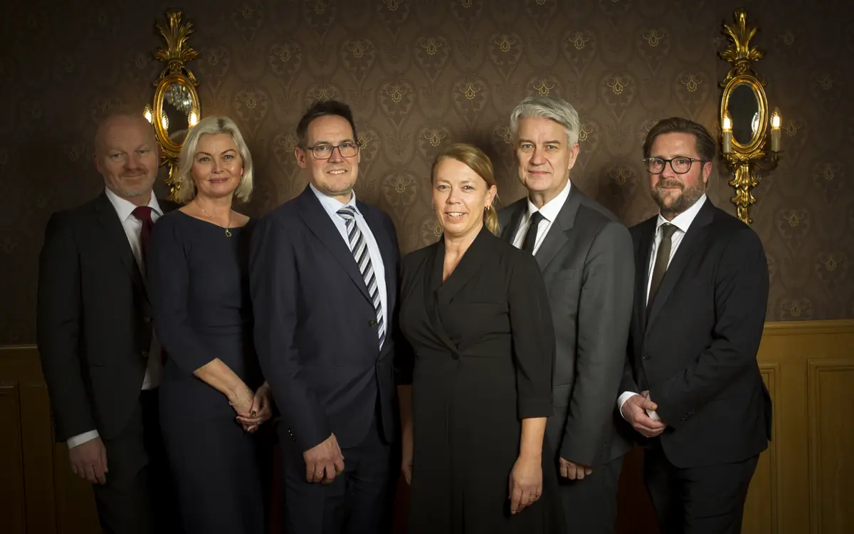Hans Erdvik (styreleder), Karl Kristian Lofstad, Elisabeth Finsnes, Thomas Nordgård og Roald Solberg-Jacobsen vil utgjøre det nye styret i Tofte Hald. Randi Granvold fortsetter som daglig leder.
