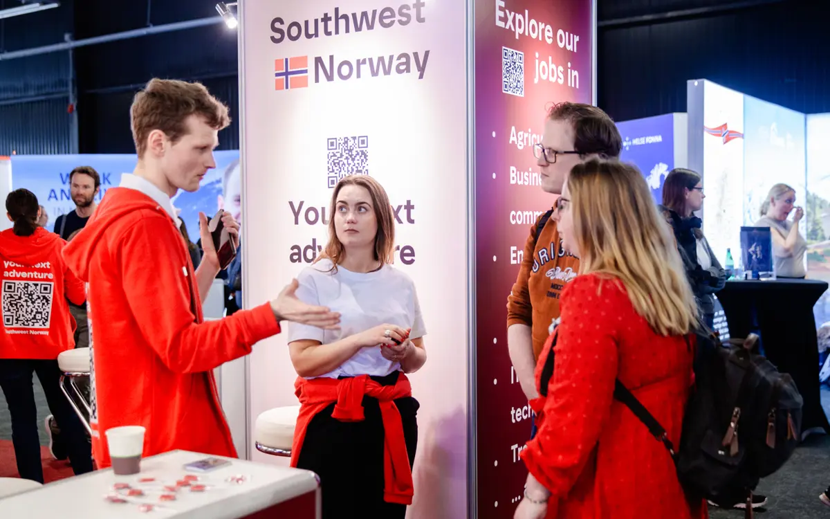 Et nytt samarbeid mellom Agder og Rogaland gir bedrifter en mulighet til å nå ut til internasjonale jobbsøkere. Nå kan bedrifter registrere stillinger kostnadsfritt. (Foto: Emigration expo.) 